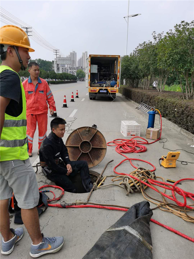 东洲翻衬法管道修复技术主要工序