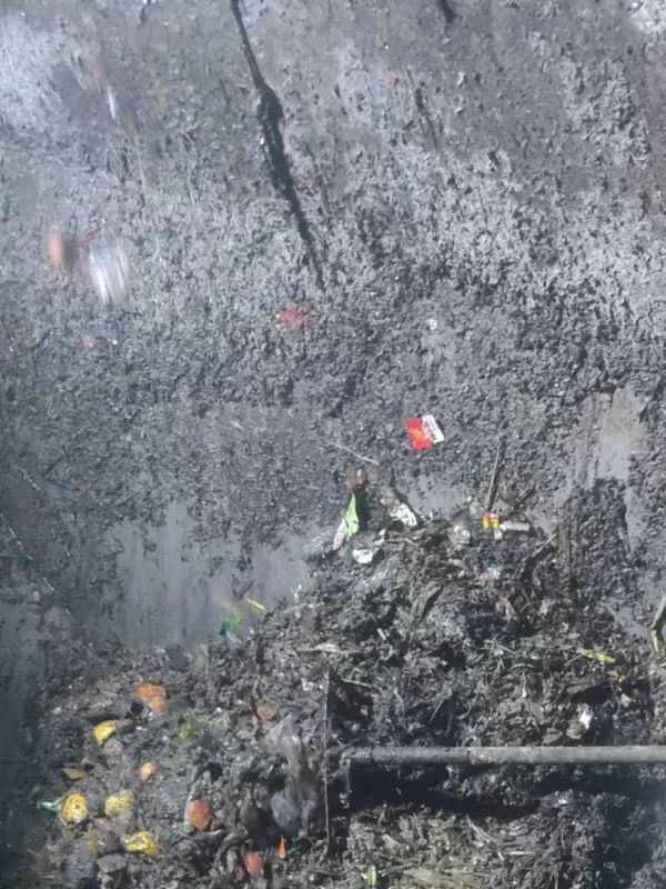 东洲污水池清理